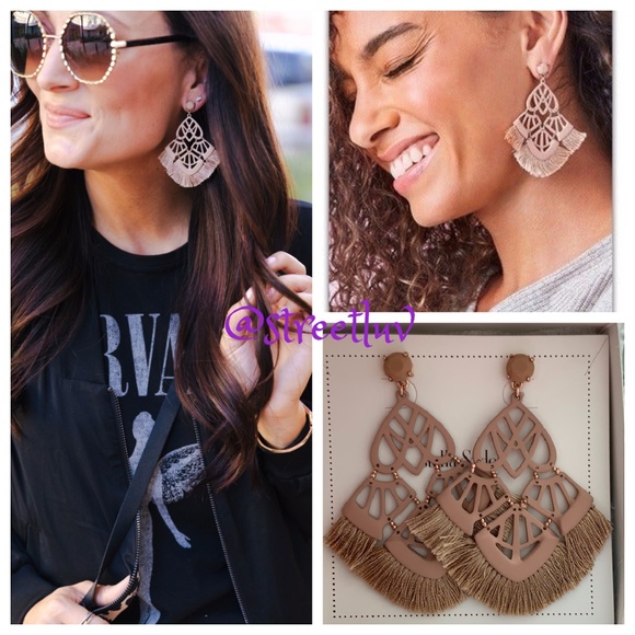 Stella & Dot Alexandria Earrings Taupe Blush Retired Statement Tassel 3” - Picture 10 of 11